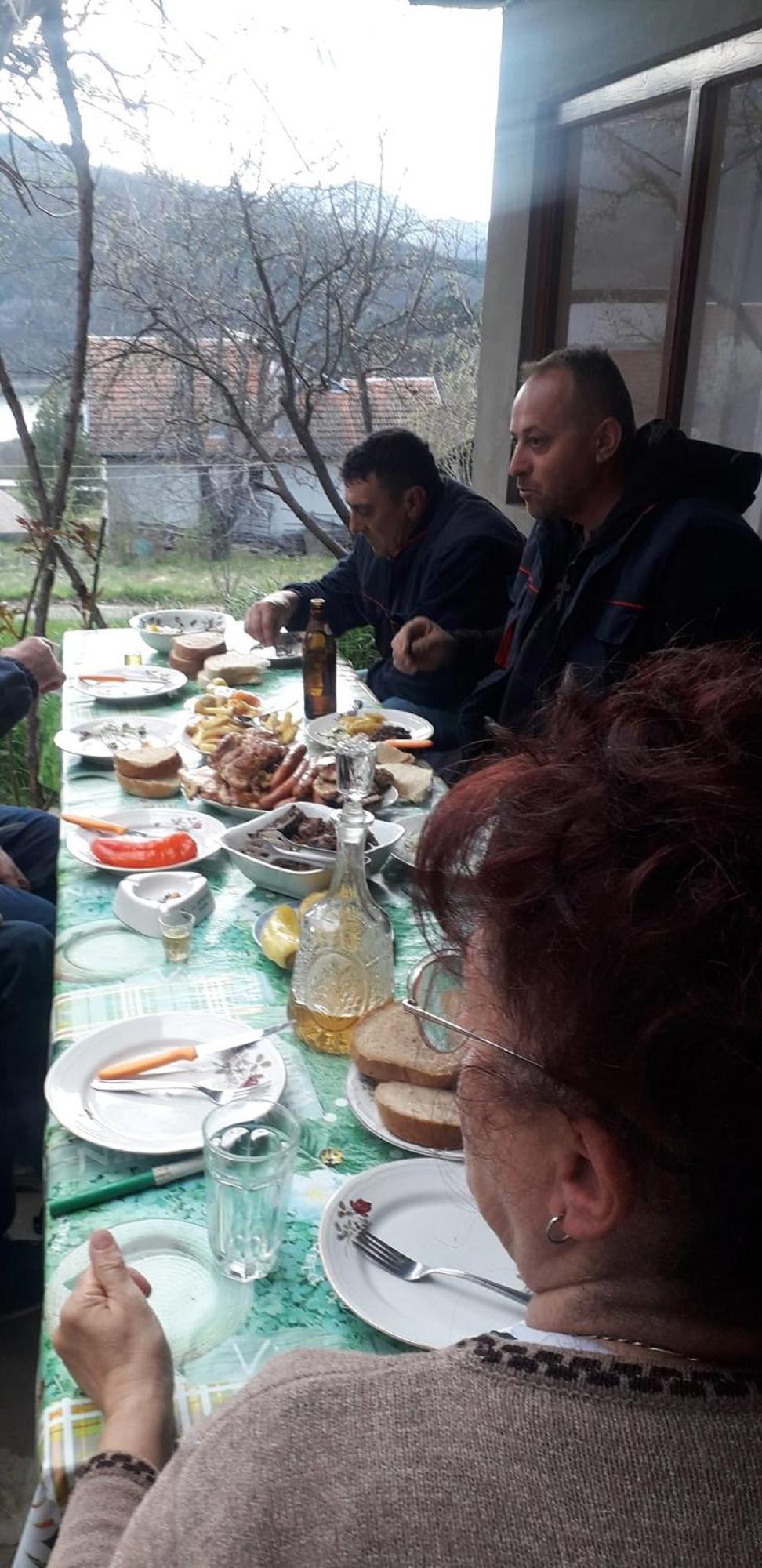 Zavojsko Jezero Pirot - Smestaj Manic Guest House Gostusa Bagian luar foto